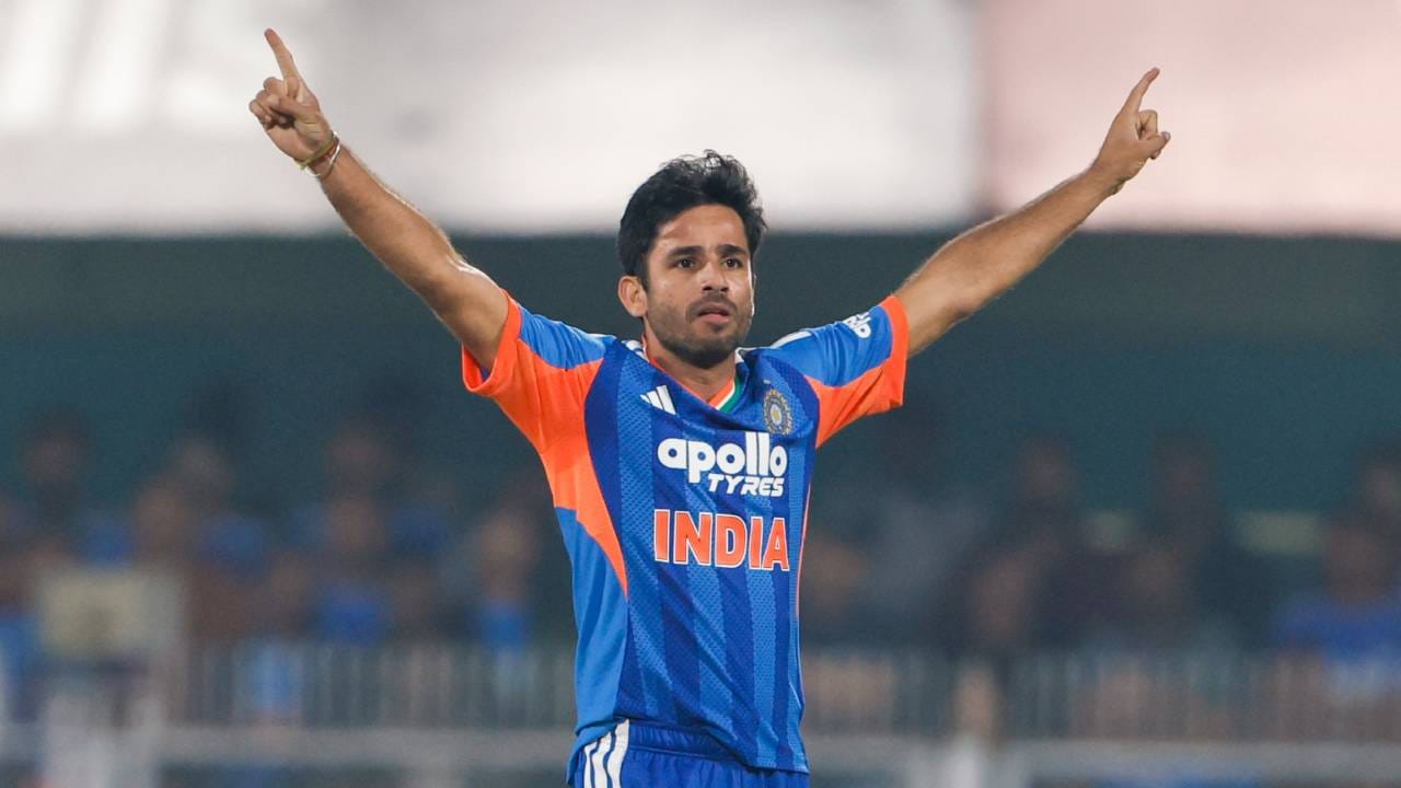 कोणत्याही लक्ष्याचा पाठलाग करताना न्यूझीलंडविरुद्ध सर्वात मोठा विजय आहे. कोणत्याही संघाने त्यांच्याविरुद्ध 10 षटकांच्या आत लक्ष्य गाठलेले नाही. त्यामुळे भारताच्या शिरपेचात आणखी मानाचा तुरा खोवला गेला आहे. (Photo- BCCI Twitter)