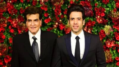 जितेंद्र-तुषार कपूर यांनी तब्बल इतक्या कोटींना विकली मुंबईतील प्रॉपर्टी; आकडा वाचून विस्फारतील डोळे!