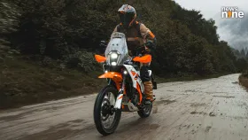 KTM 390 Adventure R लॉन्च, फीचर्स, किंमत जाणून घ्या.