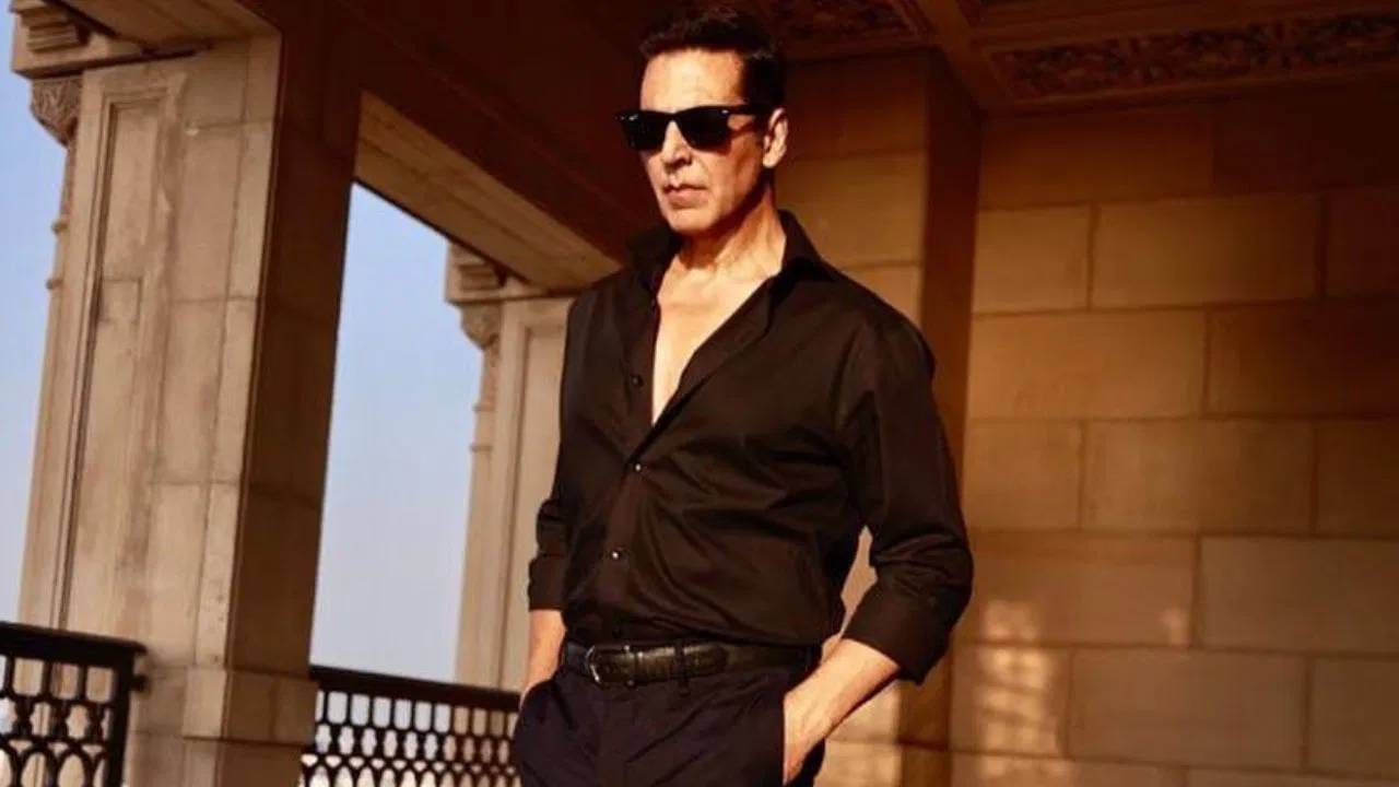 एका न्यूज वेबसाइटवरील रिपोर्टनुसार अक्षय कुमारच्या पुढच्या चित्रपटात राशी खन्नाची एन्ट्री झाली आहे. एक कॉमेडी ड्रामा चित्रपट आहे. अनीस बज्मी हा चित्रपट डायरेक्ट करत आहेत. जवळपास 15 वर्षानंतर अक्षय आणि  अनीस बज्मी एकत्र आले आहेत.