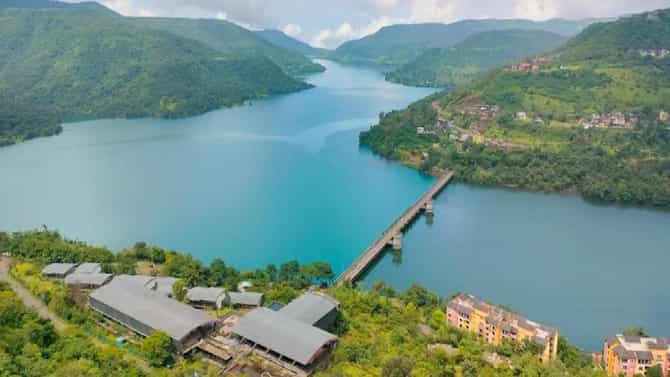 महाराष्ट्रातील इटलीसारखे दिसणाऱ्या या हिल स्टेशनला नक्की द्या भेट