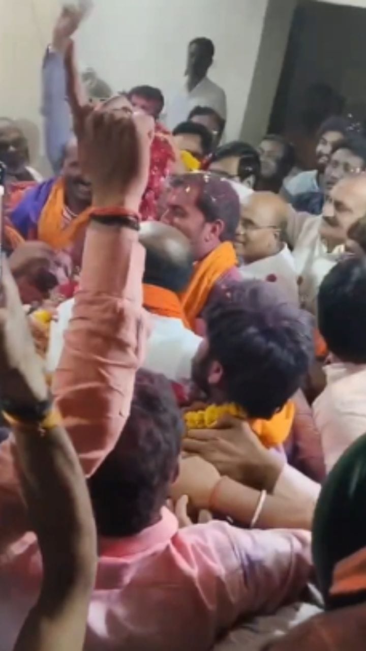 Video : पराभवानंतरही उमेदवाराने केला जल्लोष