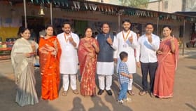 खासदार श्रीरंग बारणेंचे चिरंजीवाला पहिल्यांदा मतदान.