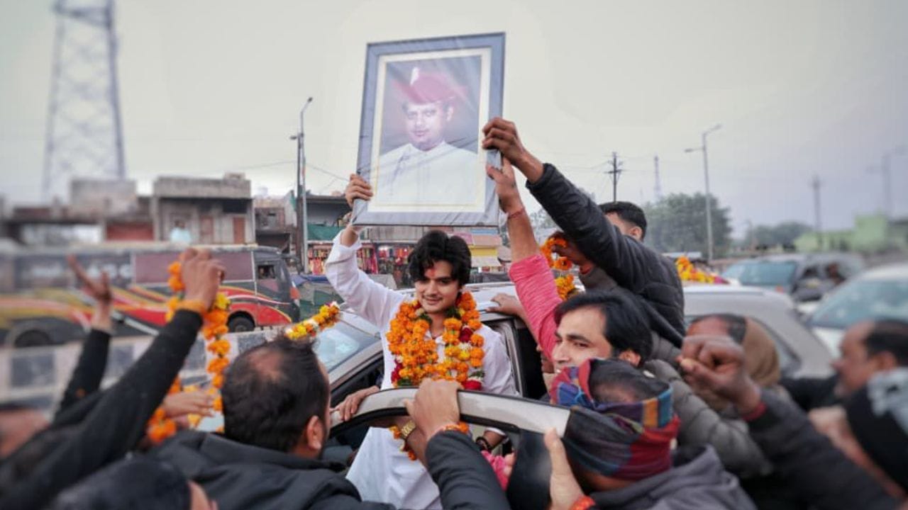 मध्य प्रदेश क्रिकेट असोसिएशन (MPCA) चे नेतृत्व आता एका तरुणाकडे आहे. अवघ्या २९ वर्षांच्या वयात, महानआर्यमान सिंधिया मध्य प्रदेश क्रिकेट असोसिएशन (MPCA) चे सर्वात तरुण अध्यक्ष आहेत. ते ग्वाल्हेरच्या राजघराण्यातील आहेत. त्यांचे वडील, ज्योतिरादित्य सिंधिया केंद्र सरकारमध्ये मंत्री आहेत. त्यांचे आजोबा माधवराव सिंधिया यांनीही MPCA चे अध्यक्ष म्हणून काम पाहिले आहे. 