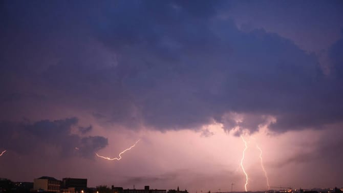 राज्यावर संकट! थेट अवकाळी पावसाचा मोठा इशारा, अलर्ट जारी, महाराष्ट्रात