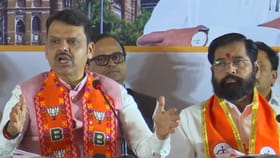 लाडक्या बहिणींना लॉटरी, महायुतीच्या वचननाम्यात तीन मोठ्या घोषणा, कसा.