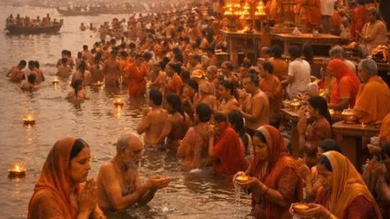 मौनी अमावस्येच्या दिवशी पहाटे उशिरा उठणे किंवा दिवसा झोप घेणे टाळावे. स्नान न करता राहू नये. घाणेरडे किंवा आधी वापरलेले कपडे परिधान करू नयेत.