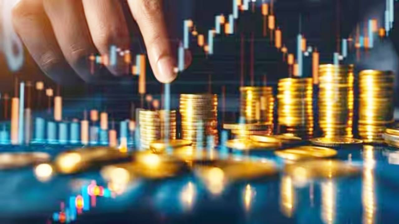 डिस्क्लेमर : टीव्ही 9 मराठी कुठल्याही स्टॉक, म्युच्युअल फंड, आयपीओमध्ये गुंतवणूक करण्याचा सल्ला देत नाही. येथे केवळ त्याची माहिती देण्यात आली आहे. गुंतवणुकीपूर्वी तज्ज्ञाचा, आर्थिक सल्लागाराचा सल्ला आवश्य घ्या.