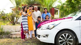 गरिबांचं कार घेण्याचं स्वप्न पूर्ण होणार, 5 लाखांची कार घेण्यासाठी प्र.