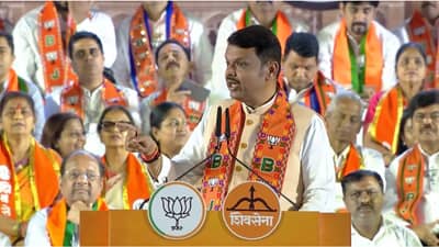 कुणाच्याही बापाच्या बापाचा बापाचा बापाचा बापाचा बाप आला तरी मुंबई महाराष्ट्रापासून तुटणार नाही; देवेंद्र फडणवीस यांनी ठणकावले