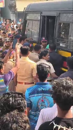 पालघर तालुक्यातील दांडी येथे पोलिसांच्या सतर्कतेमुळे मोठा अनर्थ टळला.