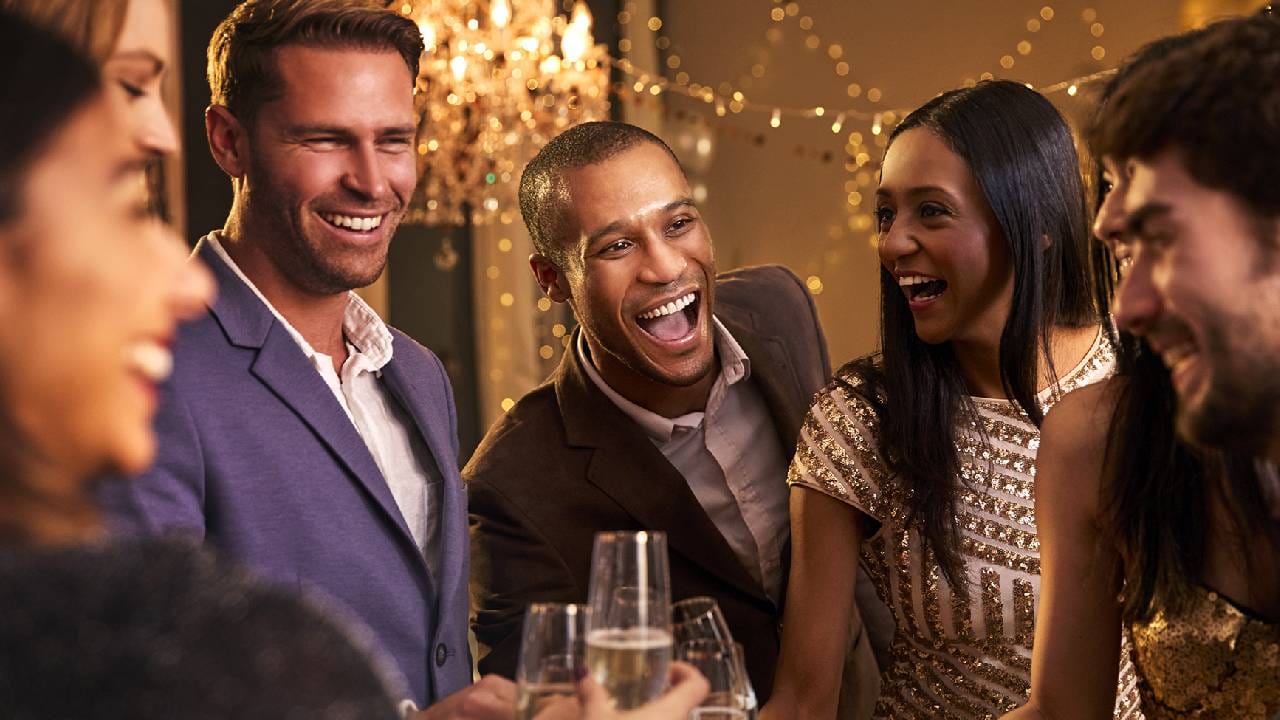 या कायद्यातील कलम 73 हे वैध करार तोडण्याशी संबंधित आहे. ते केवळ कायदेशीर प्रकरणाशीच लागू होते. बिझनेस डील, सेवा करार यालाच हा कायदा लागू होतो. कारण त्याच्यात आर्थिक करार लागू होत नाही. 