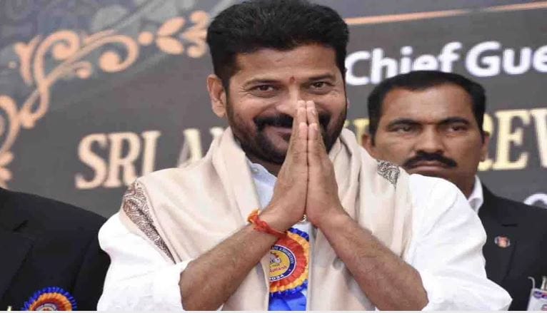 या अभ्यासक्रमात सहभागी होणाऱ्या व्यक्तीला सर्व लेक्चर्स करावे लागतात. नेतेमंडळींना स्वाध्याय आणि गृहपाठही दिला जातो. कोणत्याही एका ग्रुप प्रोजेक्टवर त्यांना काम करावे लागते. या अभ्यासक्रमात सहभागी झालेले नेते रोज सकाळी सुरुवातीला आपापले अनुभव शेअर करतात. त्यानंतर समस्यां आणि या समस्यांचे स्वरुप समजून घेण्याचा प्रयत्न केला जातो.