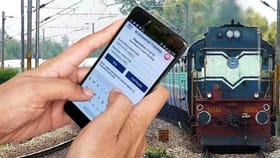 'या' सरकारी ॲपद्वारे रेल्वे तिकिटे करा बुक आणि मिळवा 3 % सूट.