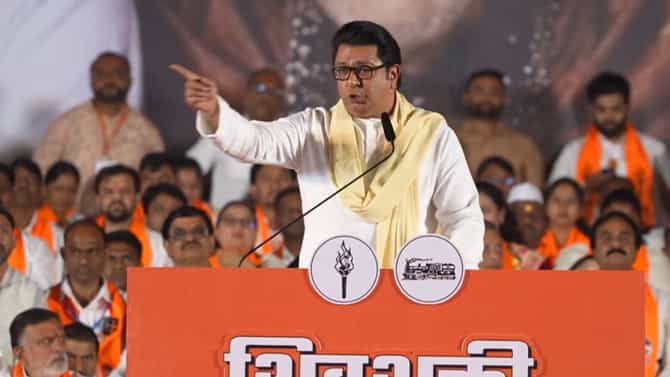 तर तुला त्याच खड्ड्यात उभा करून मारेन... कुणाला दिली धमकी? राज ठाकरेंनी सांगितला जुना किस्सा