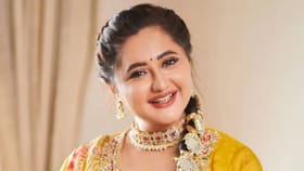 घटस्फोटाच्या 10 वर्षांनंतर रश्मी देसाई दुसऱ्या लग्नाच्या तयारीत?.