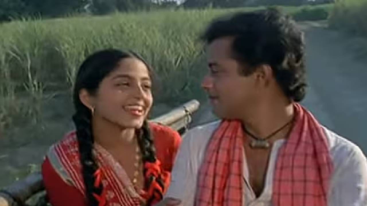 त्या पुढे म्हणतात, "शूटिंगदरम्यान आमची मैत्री खूप घट्ट झाली. इतकी की लोकांनी सचिन आणि माझे अफेअर असल्याच्या अफवा पसरवायला सुरुवात केली. पण आमच्यात फक्त शुद्ध आणि निखळ मैत्री होती. त्यापलीकडे काहीच नव्हतं. दुर्दैवाने एका तिसऱ्या व्यक्तीने आमच्या या मैत्रीत विष कालवलं. त्यामुळे सचिन माझ्या पतीपासून आणि नंतर माझ्यापासूनही दुरावले. आजही आम्ही भेटलो तर ते खूप प्रेमाने बोलतात, पण ती जुनी जवळीक आणि मैत्री आता पुन्हा येण्याची शक्यता कमी आहे."