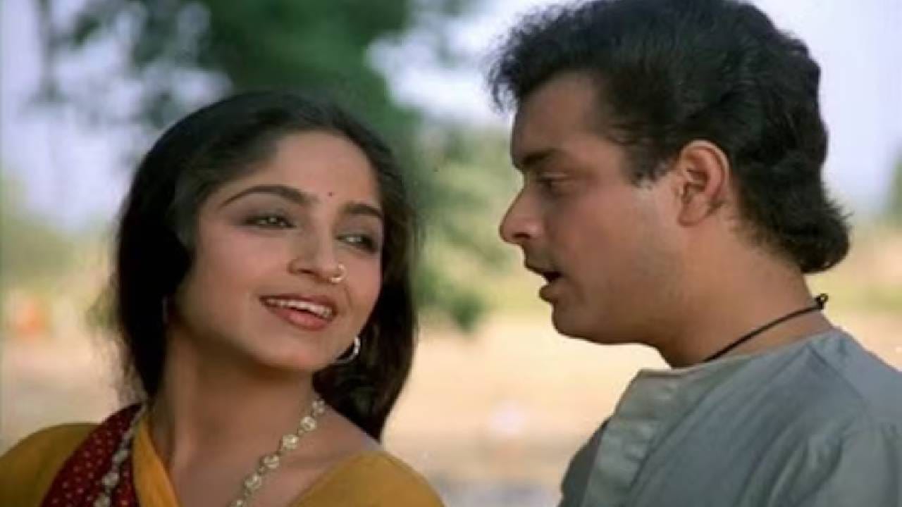 'नदिया के पार' हा चित्रपट केवळ १८ लाख रुपयांच्या बजेटमध्ये बनला आणि त्याने तब्बल ५.४ कोटी रुपये कमावले होते. म्हणजेच खर्चाच्या ३० ते ४० पट अधिक कमाई केली होती. आजही IMDb वर या चित्रपटाला ८.२ चे उत्तम रेटिंग आहे, जे अनेक आधुनिक ब्लॉकबस्टर चित्रपटांनाही मिळत नाही.