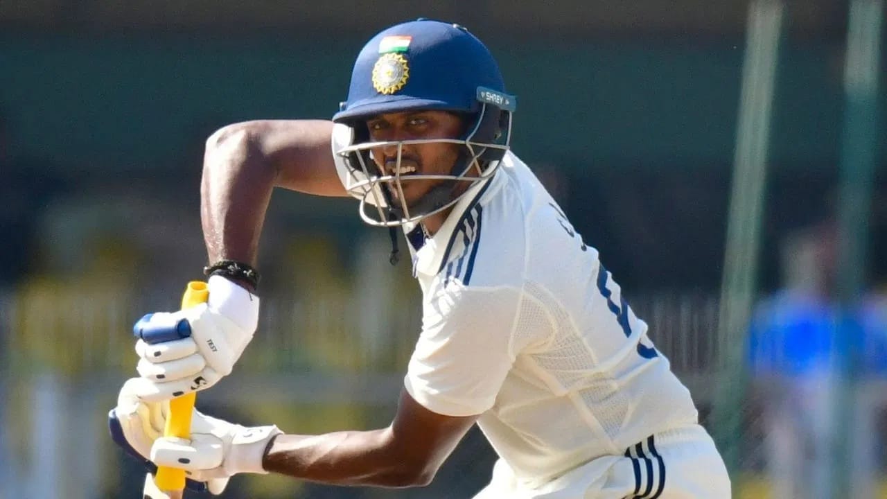 साई त्यानंतरही खेळत होता. मात्र आता साईला त्रास जाणवत आहे. अशात साई आता बीसीसीआयच्या बंगळुरुतील सीओईमध्ये आहेत. साईवर बीसीसीआयचं वैद्यकीय पथक लक्ष ठेवून आहे. (Photo Credit: PTI) 