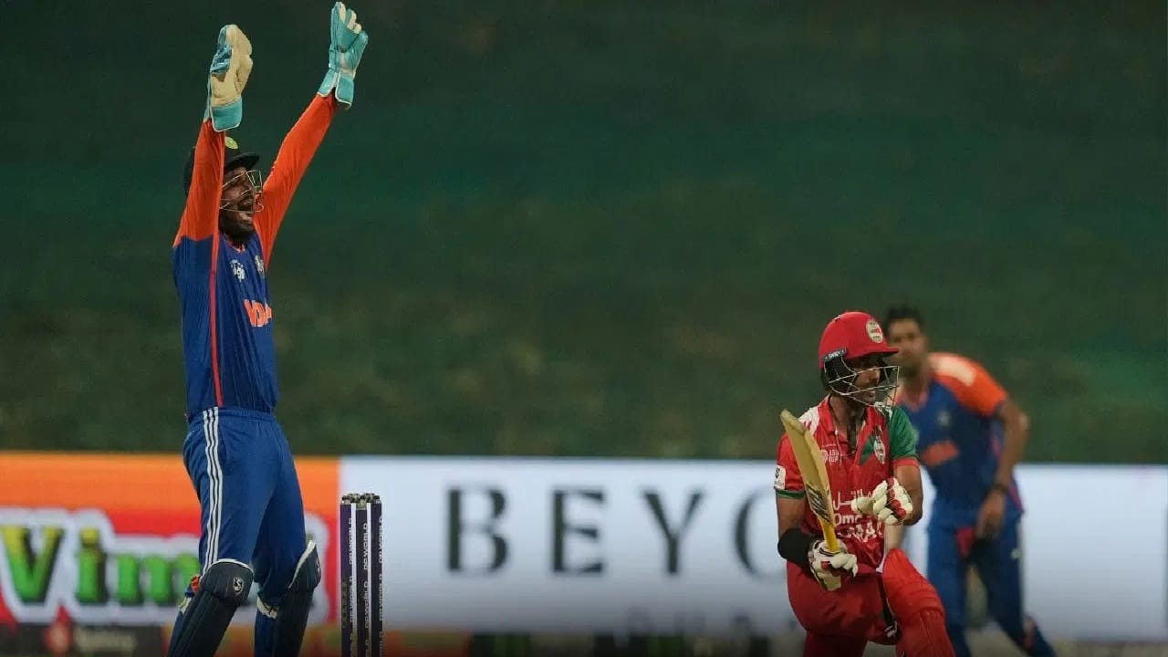 T20 World Cup : दुखापतीमुळे स्टार खेळाडू वर्ल्ड कपमधून आऊट, टीमला मोठा झटका, कुणाला संधी? T20 World Cup : दुखापतीमुळे स्टार खेळाडू वर्ल्ड कपमधून आऊट, टीमला मोठा झटका, कुणाला संधी?