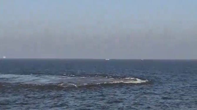 महाराष्ट्रावर मोठं संकट, अचानक उकळायला लागलं समुद्राचं पाणी, हाय अलर्ट