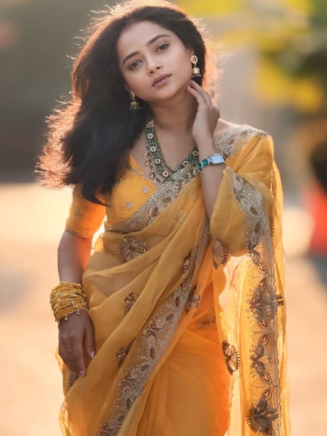 शिवाली हे खरयं....? शिवाली परबचा नवीन लुक चर्चेत