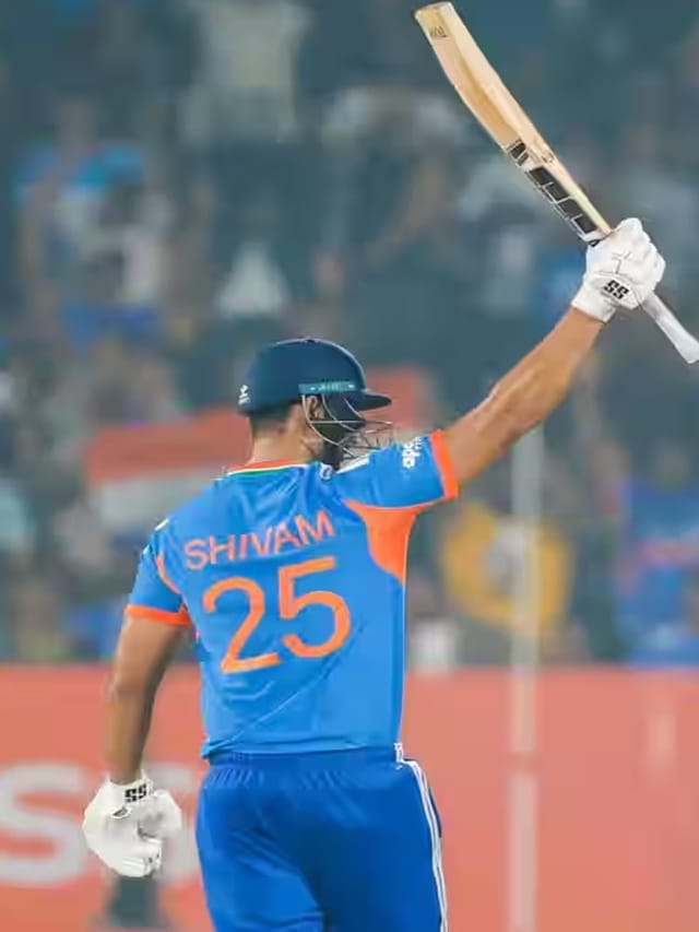 ऑलराउंडर शिवम दुबेचा धमाका, अर्धशतकी खेळीसह विक्रमी कामगिरी