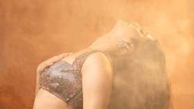 सर्वांत महागडी अभिनेत्री; 13 वर्षांनी मोठ्या अभिनेत्याला केलंय डेट.