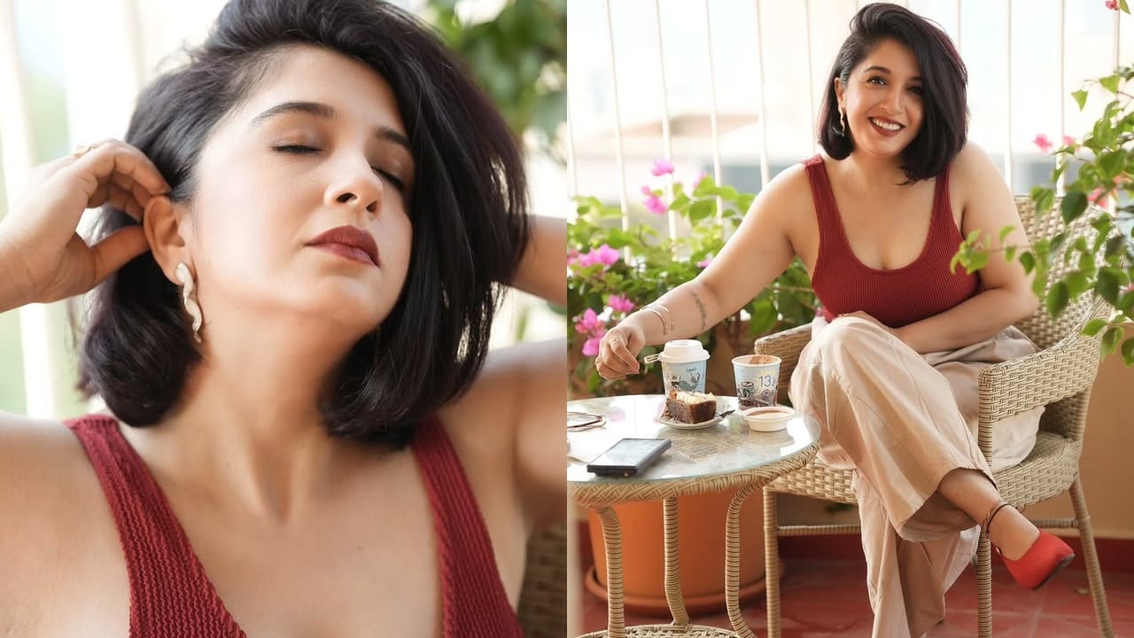 मात्र, अशातच आता यामध्ये आणखी एका मराठी अभिनेत्रीच्या सौंदर्याने भर टाकली आहे. ही अभिनेत्री दुसरी तिसरी कोणी नसून ती स्नेहलता वसईकर आहे. 