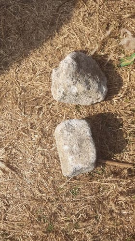 महाराष्ट्रातील या जिल्हात आकाशातून जळते दगड पडले