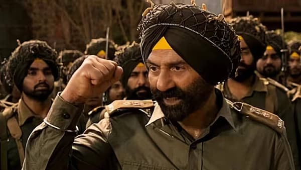 'घायल', 'दामिनी', 'गदर' आणि 'बॉर्डर' यांसारख्या चित्रपटांमधून सनी देओलने बॉलिवूड इंडस्ट्रीत आपली एक वेगळी ओळख निर्माण केली आहे. गेल्या अनेक वर्षांपासून इंडस्ट्रीत काम करणारा सनी पाजी आजसुद्धा प्रभावशाली सेलिब्रिटींपैकी एक मानला जातो.