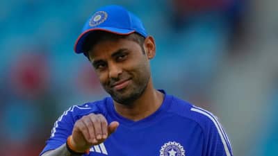 IND vs NZ : नागपुरात सूर्यासेनेच्या पहिल्या टी 20i सामन्याचा थरार, चाहत्यांची तिकीटसाठी तोबा गर्दी