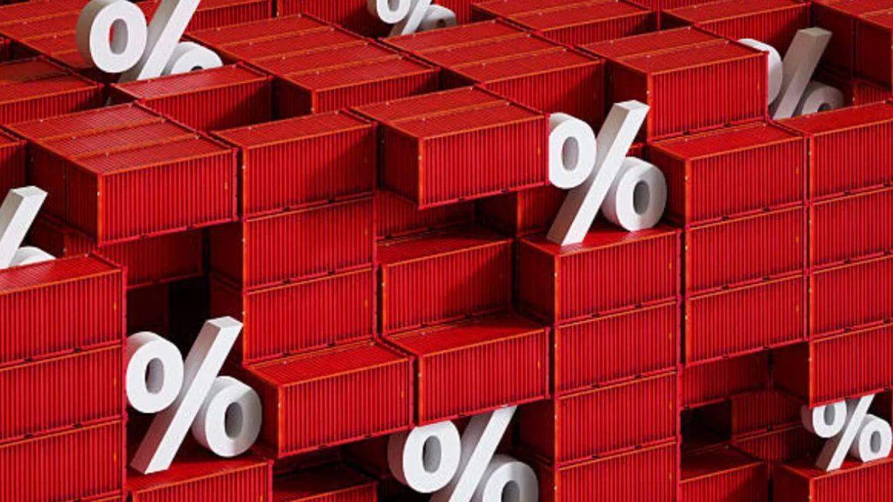 Tariff on India : भारताला सर्वात मोठा धक्का, टॅरिफ पुन्हा वाढला, आता अतिप्रचंड निर्यात शुल्क, देशात मोठी खळबळ Tariff on India : भारताला सर्वात मोठा धक्का, टॅरिफ पुन्हा वाढला, आता अतिप्रचंड निर्यात शुल्क, देशात मोठी खळबळ