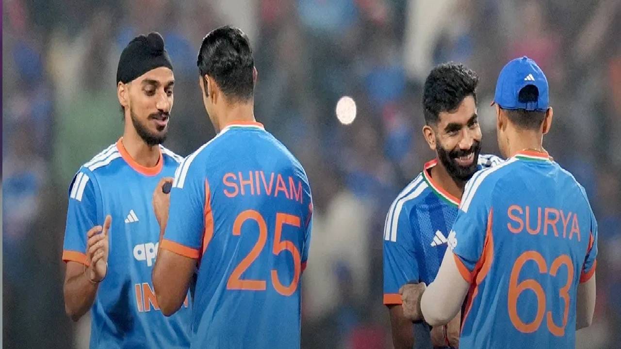 IND VS NZ : पहिला सामना जिंकलो, म्हणून विषय संपला नाही, हे असंच सुरु राहिलं तर टी20 वर्ल्ड कप जिंकण आपल्यासाठी कठीण IND VS NZ : पहिला सामना जिंकलो, म्हणून विषय संपला नाही, हे असंच सुरु राहिलं तर टी20 वर्ल्ड कप जिंकण आपल्यासाठी कठीण