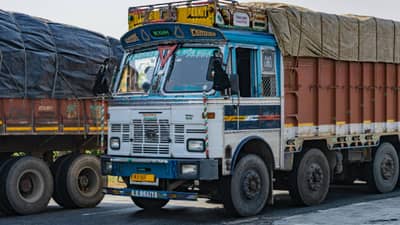 रस्ता पॉवर बँक बनेल, ट्रकला जाता जाता चार्ज केले जाईल, जाणून घ्या