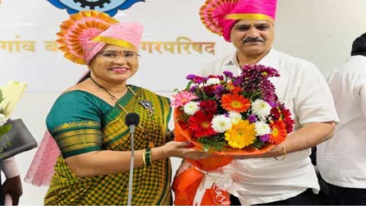 किती खालची पातळी गाठणार... जनाची नाही तर मनाची लाज...  रोहित पवार यांचा भाजपवर शाब्दिक हल्ला