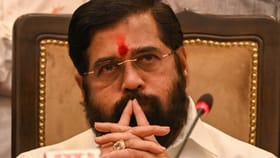 भाजपाचा थेट एकनाथ शिंदे यांना धक्का, राजकारणात मोठी खळबळ, शिवसेनेच्या.