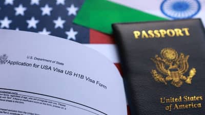 अमेरिकेचा भारतासाठी फतवा... विद्यार्थ्यांना अमेरिकेतून हाकलून देण्याची धमकी; काय परिणाम होणार?