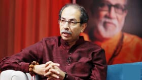 मुंबईवर कब्जा करण्यापेक्षा आधी अहमदाबादचं नामांतर करा, उद्धव ठाकरेंनी.