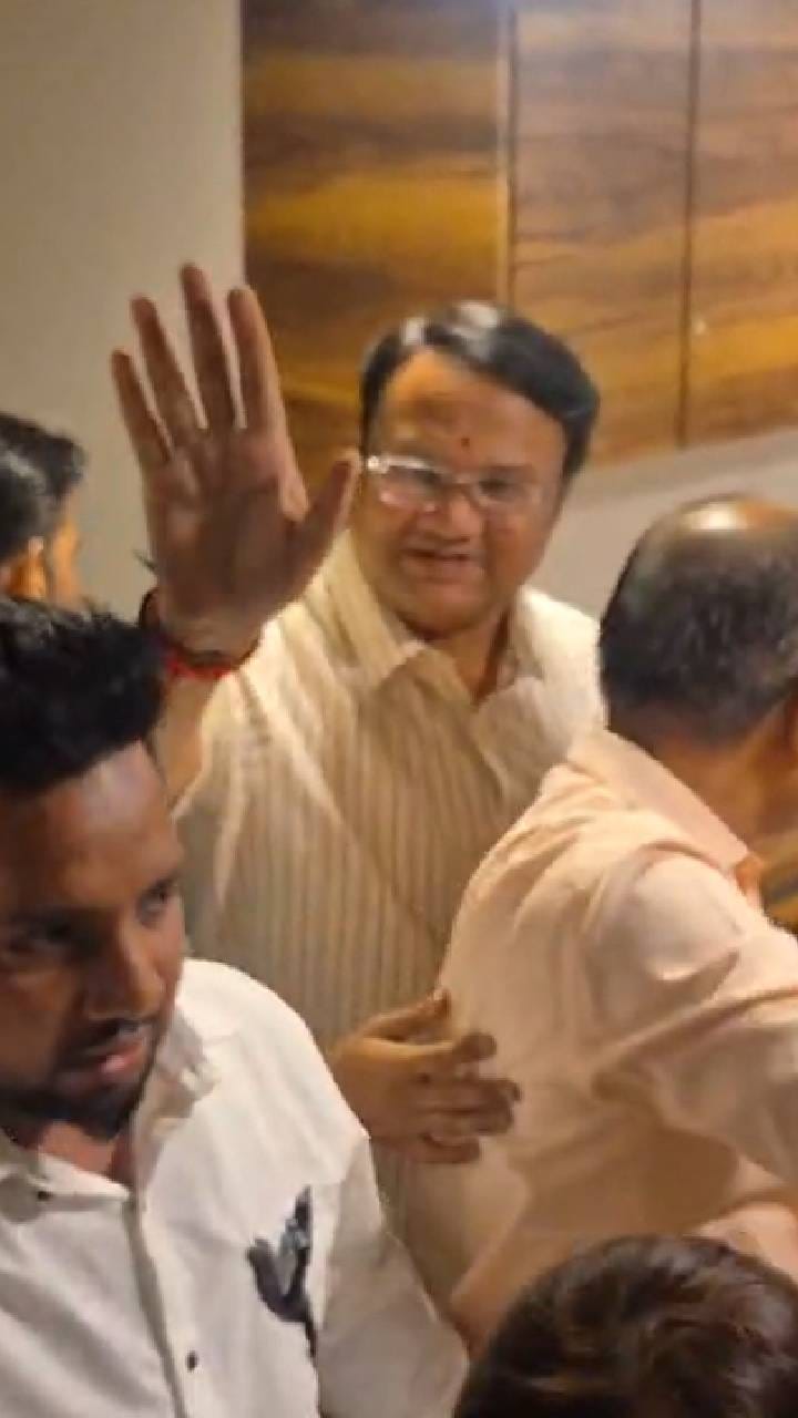 उल्हासनगरातील शिवसेना जनसंपर्क कार्यालयात भाजप आमदारांनी गोंधळ घातला