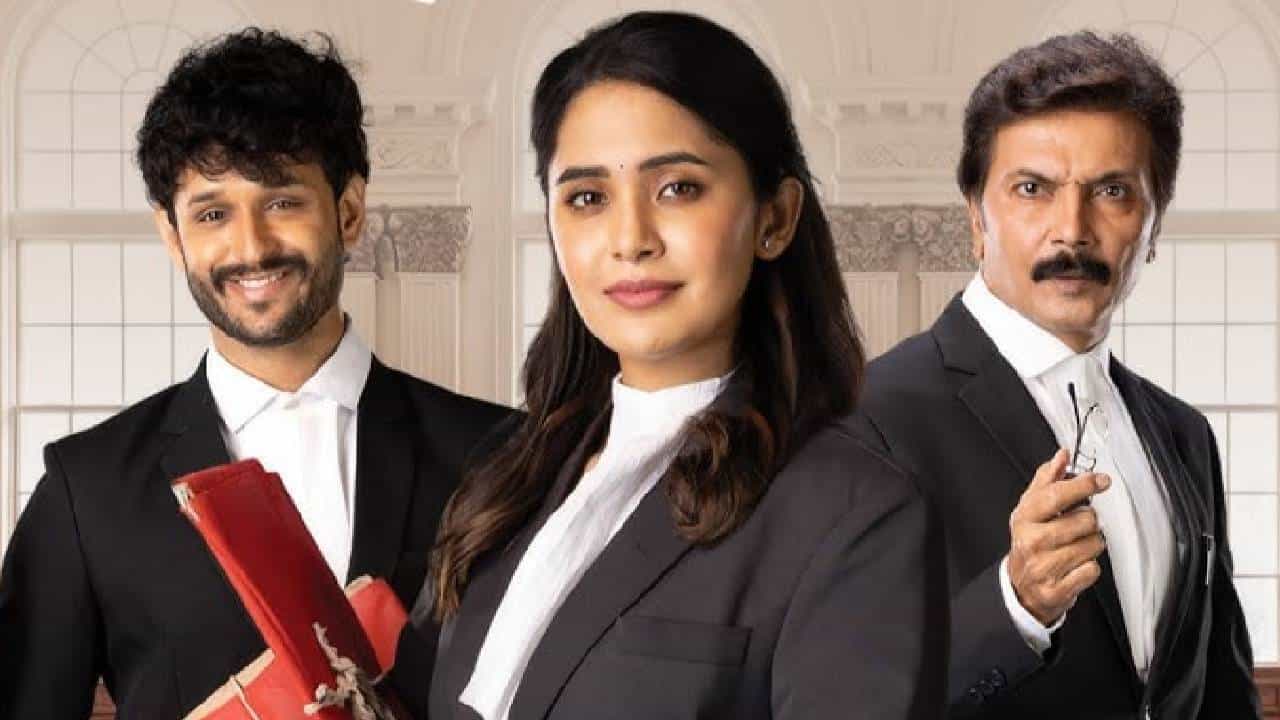 स्टार प्रवाह वाहिनीवर नुकतीच सुरू झालेली ‘वचन दिले तू मला’ ही मालिका अल्पावधीतच प्रेक्षकांच्या पसंतीस उतरली आहे. संपूर्ण महाराष्ट्रातून मालिकेला भरभरून प्रेम मिळत आहे. न्यायासाठी लढणारी, ध्येयवेडी आणि आत्मविश्वासू अॅडव्होकेट ऊर्जा शिंदे तिच्या आयुष्यातील पहिली महत्त्वाची केस लढण्यासाठी सज्ज होत आहे.