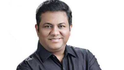 अखिल भारतीय मराठी साहित्य संमेलनाचे कार्याध्यक्ष विनोद कुलकर्णी यांच्यावर हल्ला