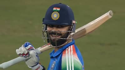 IND vs NZ : विराट कोहलीचं इंदूरमध्ये जबरदस्त शतक, वर्ल्ड रेकॉर्ड ब्रेक, दोघांना पछाडलं