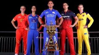 WPL 2026 : प्लेऑफसाठी टफ फाईट, 2 जागांसाठी चौघांमध्ये चढाओढ, मुंबईचा पत्ता कट होणार?