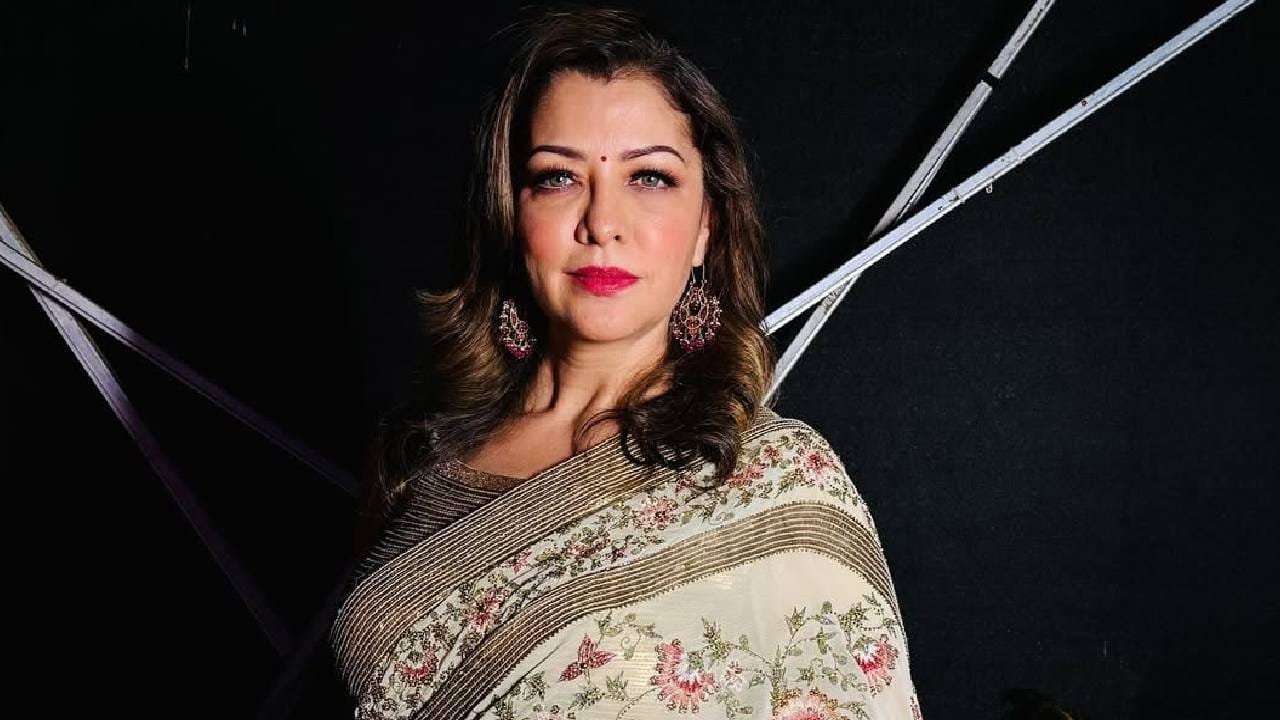 घारे डोळे असलेल्यांची अनेकदा खिल्ली उडवली जाते किंवा ते खूप चलाख असतात, अशीही टीका केली जाते. अनेक सेलिब्रिटींनाही असा अनुभव आला आहे. मराठमोळी अभिनेत्री अदिती गोवित्रीकरने नुकताच याबद्दलचा तिचा अनुभव सांगितला आहे. 
