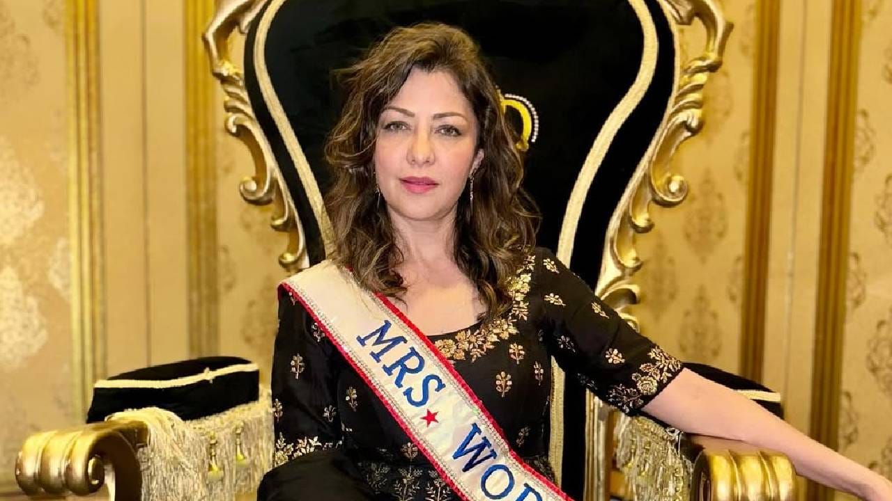 "खिल्ली उडवण्याच्या भीतीने मी नजर वर करून बघायचेसुद्धा नाही. मी माझ्या कुटुंबीयांसोबत कुठे गेली तरी हेच व्हायचं. त्यामुळे मी लोकांपासून दूरच राहायची. त्यावेळी मी खूप बारिकसुद्धा होते. त्यामुळे आई सतत म्हणायची की, वजन वाढव, तुझ्याशी लग्न कोण करणार", असं तिने पुढे सांगितलं. 
