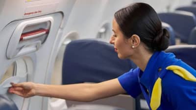 विमानात जे चहा, पाणी, कॉफी मिळते; ते कधीच पिऊ नका, एअर होस्टसने असं का म्हटलं? कारण ऐकून पायाखालची जमीन सरकेल