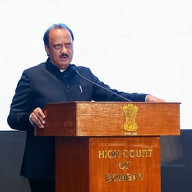 शेअर्समध्ये गुंतवणूक, आलिशान कारची आवड अन्... अजितदादांची संपत्ती किती.