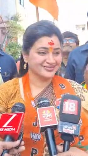 नवनीत राणांचा 'भाजप सर्वात मोठा' दाव्याला पाठिंबा