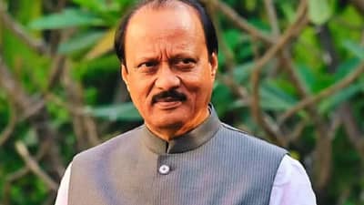 Ajit Pawar Plane Crash : अजित पवार यांच्या विमान अपघाताची बातमी सर्वात आधी कोणाला समजली ?  माजी मंत्र्यांनी काय सांगितलं ?